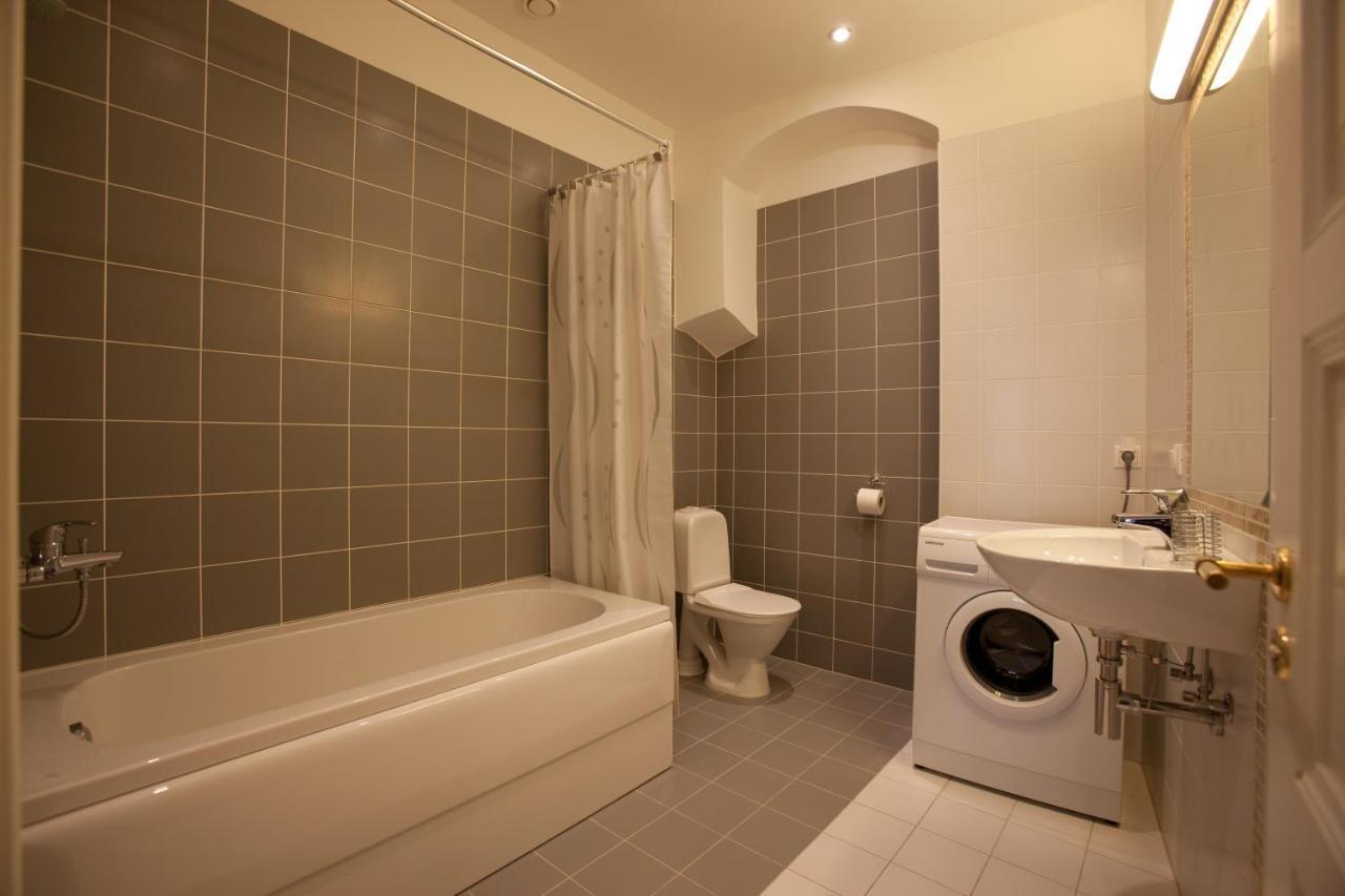 Cozy Apartment In Old Town Tallin Habitación foto