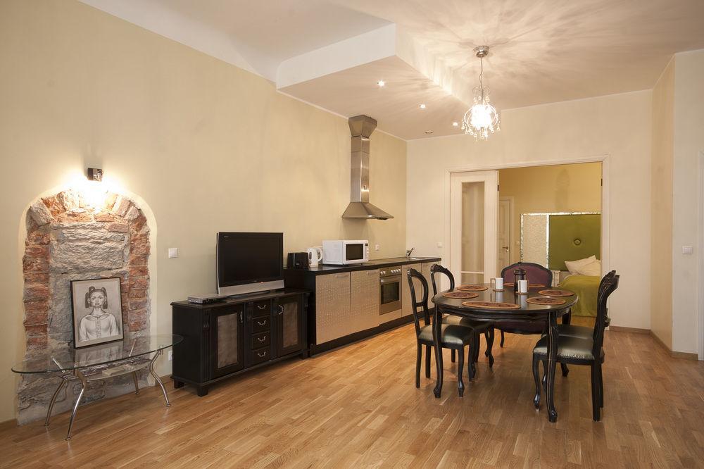Cozy Apartment In Old Town Tallin Exterior foto